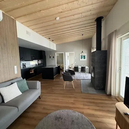 Loma-asunto Jaerven Rannalla Alpstuga Joensuu